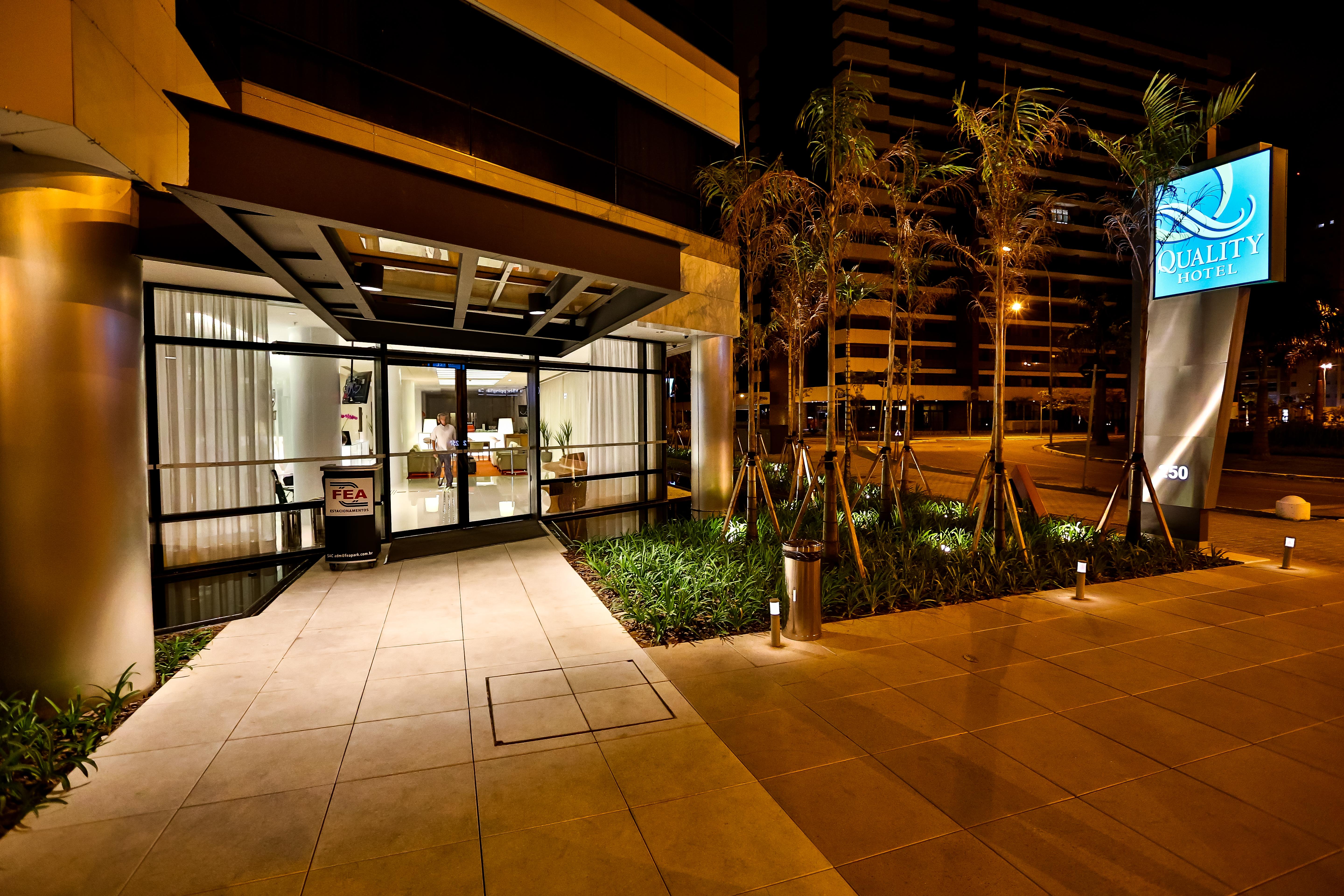 Quality Hotel Sao Caetano Сан-Каэтану-ду-Сул Экстерьер фото
